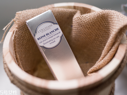 眼霜里的小勺怎么用？眼霜里的勺子如何使用