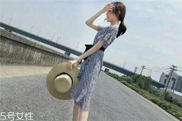 不會搭配衣服怎么辦？女生不會搭配怎么解決？