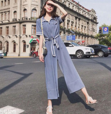 不會搭配衣服怎么辦？女生不會搭配怎么解決？