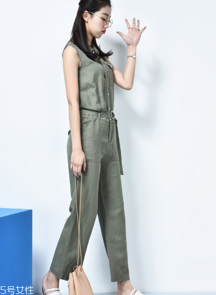 不會搭配衣服怎么辦？女生不會搭配怎么解決？