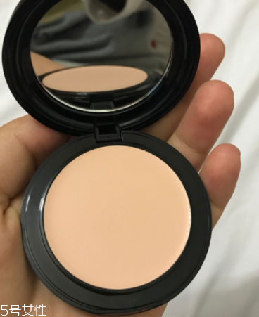 zfc粉底膏傷皮膚嗎？zfc粉底膏好用嗎？