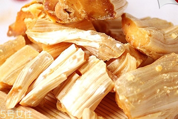 姜糖能和西瓜一起吃嗎？姜糖能和蜂蜜一起吃嗎？