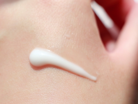 珂潤美白精華液怎么樣？珂潤美白精華液多少錢