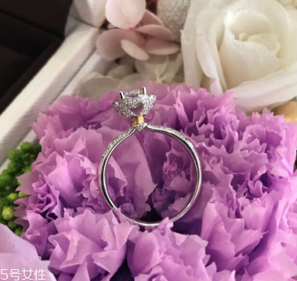 鉆戒一克拉多少錢？2018鉆戒一克拉市場(chǎng)價(jià)位