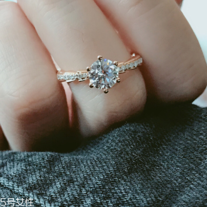 鉆戒一克拉是多少分？鉆戒多少分等于一克拉？