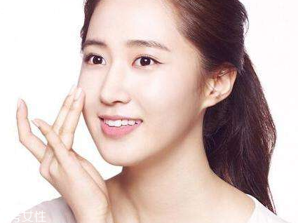 祛痘手術(shù)會留疤痕嗎 祛痘手術(shù)有沒有風險