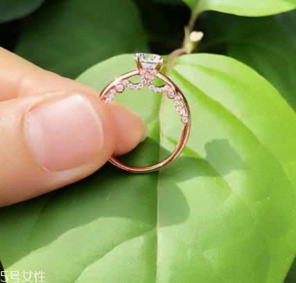 鉆戒上的鉆石會碎嗎？鉆戒的鉆碎了怎么辦？