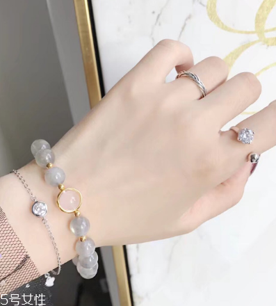 月光石有什么寓意？月光石的寓意是什么？