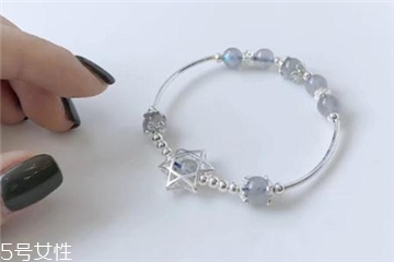 月光石有什么寓意？月光石的寓意是什么？