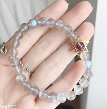 月光石是幾月生辰石？月光石適合幾月出生的？