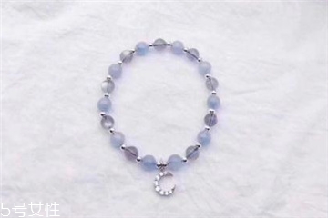 月光石是幾月生辰石？月光石適合幾月出生的？