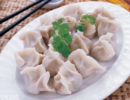 榛蘑能包餃子嗎？榛蘑豬肉餡餃子的做法