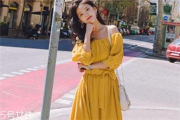 夏天穿什么顏色連衣裙好？夏天適合什么顏色連衣裙？