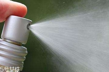 防曬噴霧是最后用嗎？防曬噴霧化完妝用嗎？