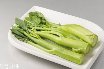 芥蘭能炒牛肉嗎？芥蘭炒牛肉的做法