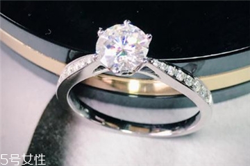 鉆戒四爪好還是六爪好？鉆戒六爪和四爪區(qū)別