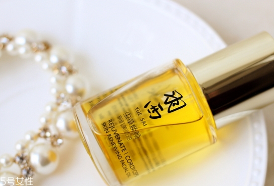 羽西蟲(chóng)草煥顏新肌美顏油怎么樣？