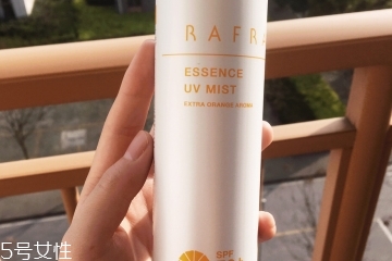 防曬噴霧里面有酒精嗎？防曬噴霧都有酒精嗎？