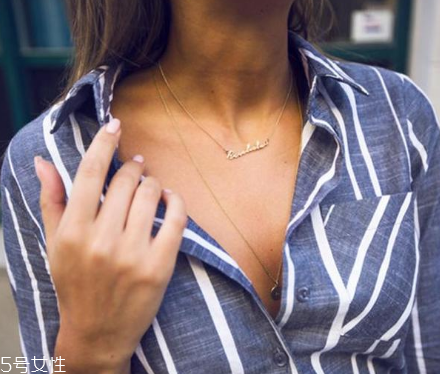今年流行什么鎖骨鏈？鎖骨鏈流行什么款式？