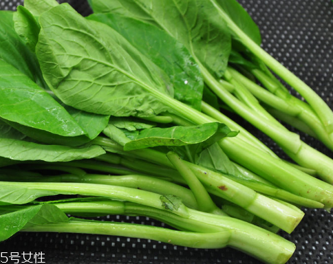 芥蘭會(huì)引起皮膚過(guò)敏嗎？芥蘭是發(fā)物嗎？