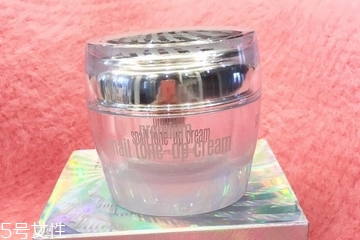 素顏霜脫妝太快怎么辦？怎么讓素顏霜更持久？