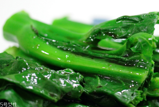 芥蘭不能和什么一起吃？芥蘭能和雞肉吃嗎？