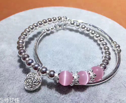 貓眼石有什么寓意？貓眼石的寓意是什么？