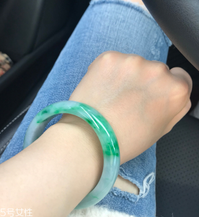 手鐲為什么不能戴左手？手鐲不能戴左手的原因