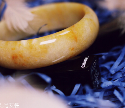 手鐲容易碎嗎？手鐲容易斷掉嗎？