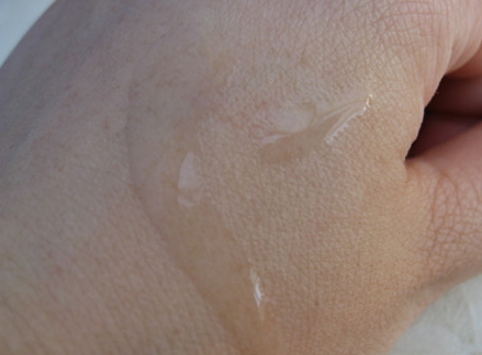 雙妹玉容液怎么樣？雙妹玉容液適合年齡