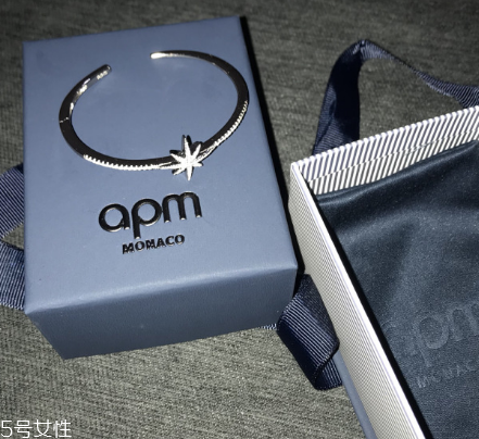 手鐲發(fā)黑是什么原因？手鐲為什么發(fā)黑？