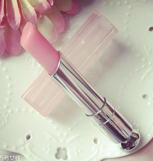 唇膏融化了怎么辦？唇膏變成油了怎么辦？