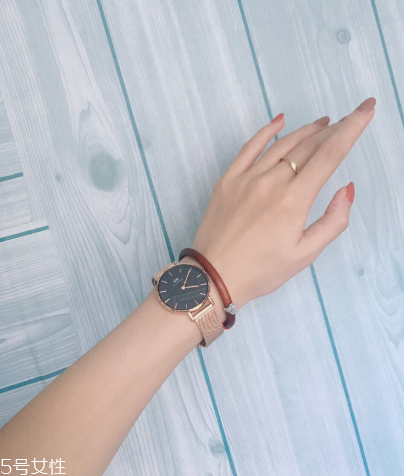 雞血藤手鐲可以碰水嗎？雞血藤手鐲沾水好嗎？