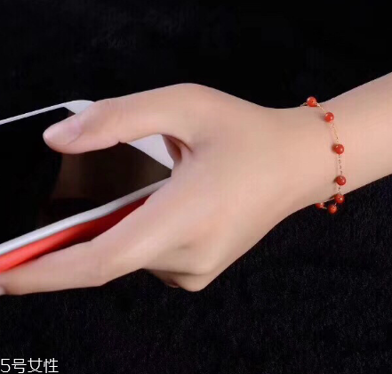 紅珊瑚手鏈怎么保養(yǎng)？紅珊瑚手鏈保養(yǎng)竅門