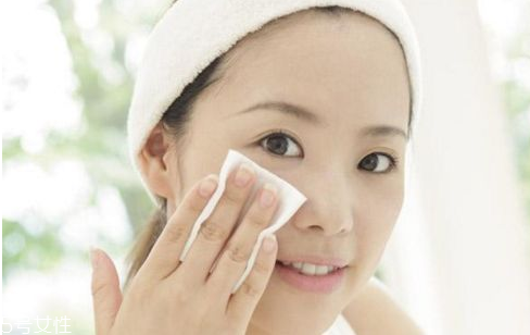 化妝水是保濕水嗎？化妝水是保濕用的嗎？