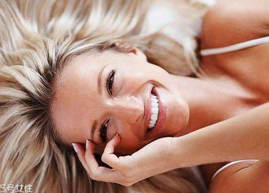 化妝水如何濕敷？怎么用化妝水濕敷？