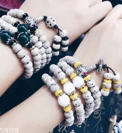 星月菩提可以用橄欖油嗎？星月菩提手串上橄欖油好嗎？