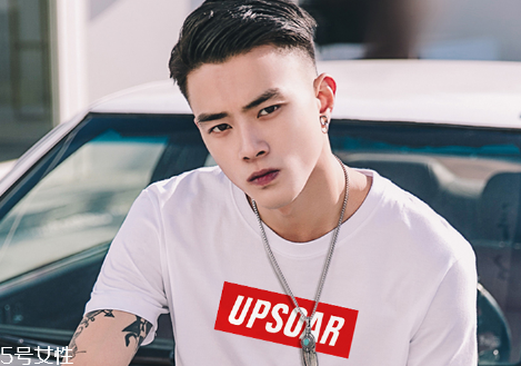 2022男生染什么顏色頭發(fā)好看 2022男生染發(fā)流行顏色 2022男生染什么顏色頭發(fā)好看 2022男生染發(fā)流行顏色