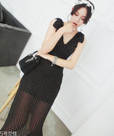 復(fù)古風(fēng)女生夏天怎么穿？復(fù)古穿衣風(fēng)格圖片