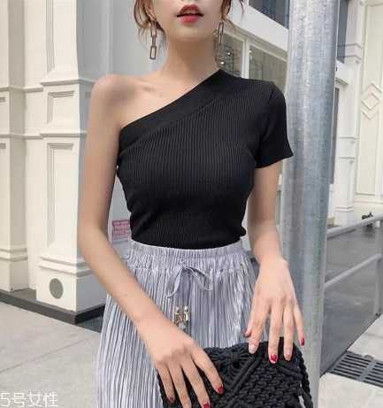 今年夏天流行什么上衣？夏季上衣流行元素