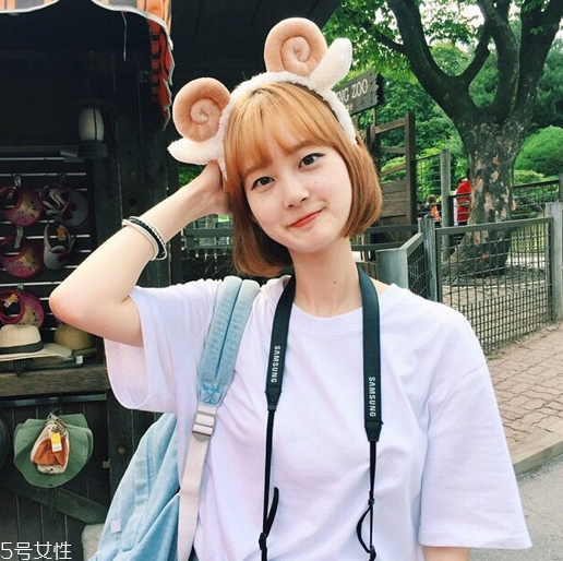 短發(fā)有劉海好看還是沒(méi)有劉海好看 短發(fā)有劉海發(fā)型圖片 短發(fā)有劉海好看還是沒(méi)有劉海好看 短發(fā)有劉海發(fā)型圖片