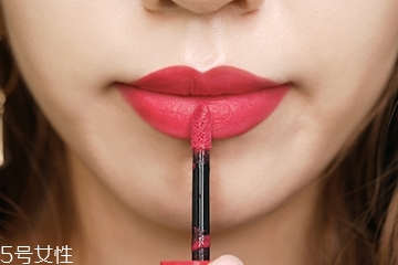 口紅弄到墻上怎么去掉？墻上口紅印怎么去掉？