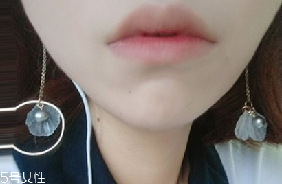 迪奧超模唇釉421是什么色 迪奧超模唇釉熱賣色評(píng)測(cè)