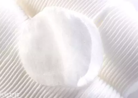 壓邊化妝棉有什么區(qū)別？不易變形