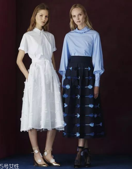 蛋糕裙適合什么人穿 蛋糕裙搭配什么上衣 蛋糕裙適合什么人穿 蛋糕裙搭配什么上衣