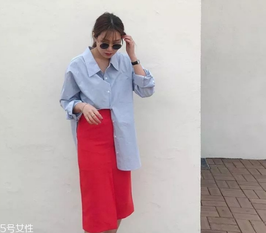 蛋糕裙適合什么人穿 蛋糕裙搭配什么上衣 蛋糕裙適合什么人穿 蛋糕裙搭配什么上衣