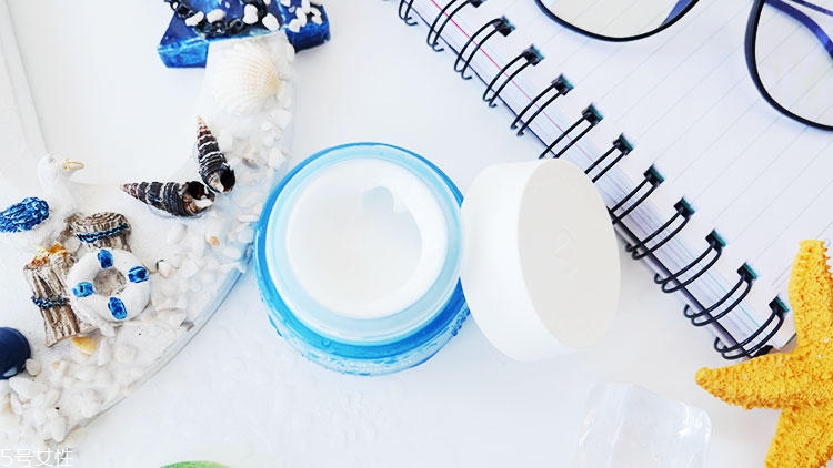 薇姿水活霜清爽型好用嗎？薇姿水活霜清爽型適合什么膚質(zhì)？