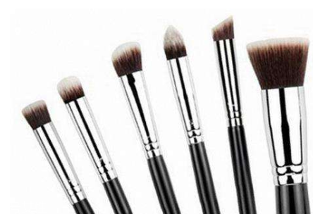 化妝刷能用橄欖油洗嗎？橄欖油怎么把化妝刷洗干凈？