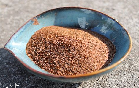 海藻面膜放什么最好？海藻面膜可以放什么？