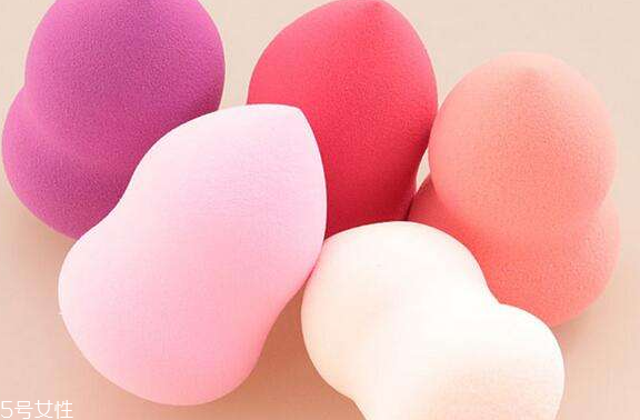 美妝蛋能用洗發(fā)水洗嗎？洗發(fā)水能把美妝蛋洗干凈嗎？